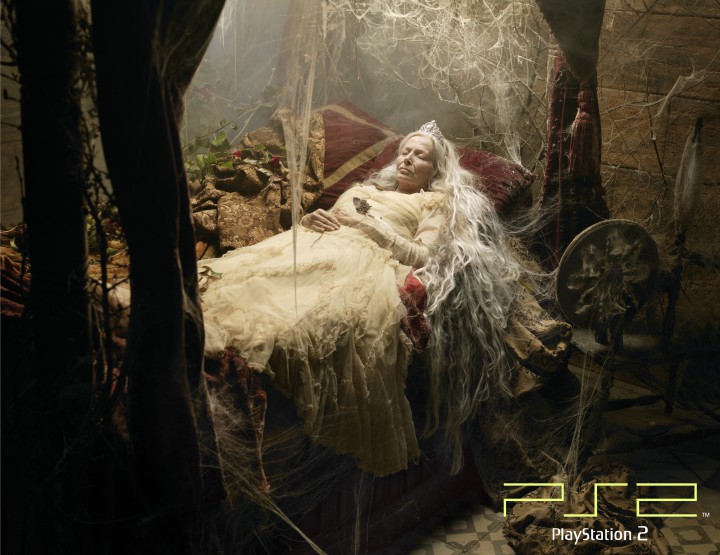 PlayStation - Bella Durmiente - Eugenio Recuenco -2003